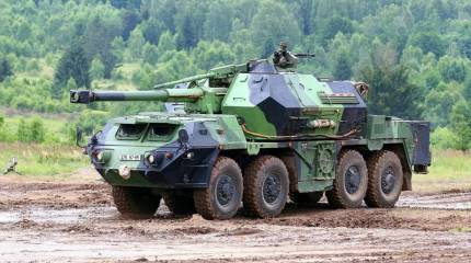 На Украине заметили чешские САУ и старые финские БТР