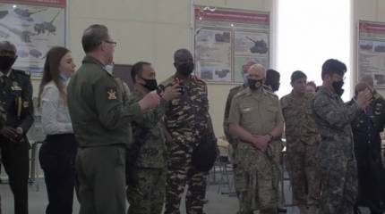 Иностранным военным атташе показали возможности российской артиллерии