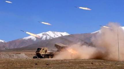 Новая китайская РСЗО PHZ-11 попала в кадр