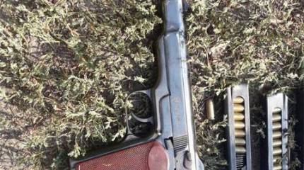 Нардеп ВРУ открыл огонь у здания детского сада в Киеве