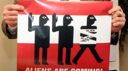 Латвия и Эстония ждут, пока неграждане "вымрут" сами