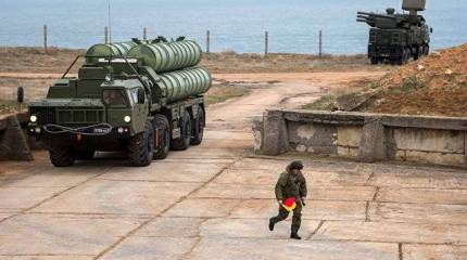 ВКС России получат три новых полка ЗРС С-400