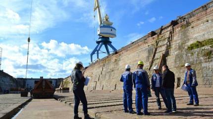 На Кронштадтском морском заводе завершена подготовка сухого дока для принятия атомного ледокола «Урал»