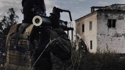 Российские войска в Соледаре зажали силы противника с двух сторон от дороги на Северск