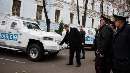 Украина передала ОБСЕ машины, чтобы Россия не прислала своих водителей