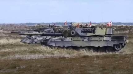 The New York Times: Обещанный «поток» натовских танков на Украину пока больше напоминает «ручеек»