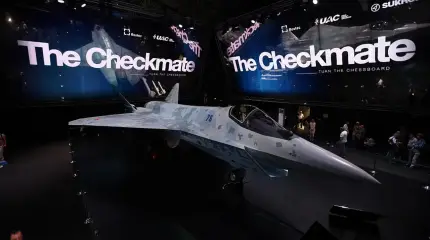 Россия представила макет LTA – беспилотную версию истребителя Су-75 Checkmate