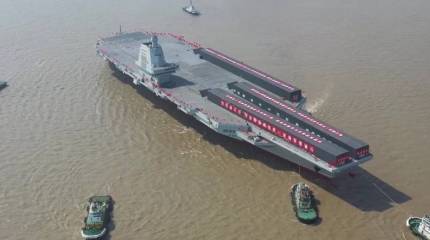 «Трещины оказались масляными подтеками»: в западной прессе изучают снимки палубы нового китайского авианосца