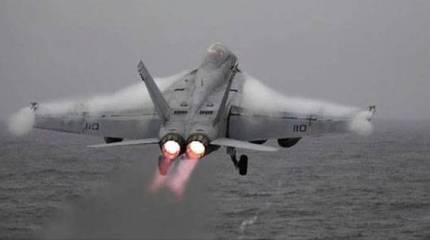 Истребители США уже над Арктикой: авианосец "Harry Truman" постарался