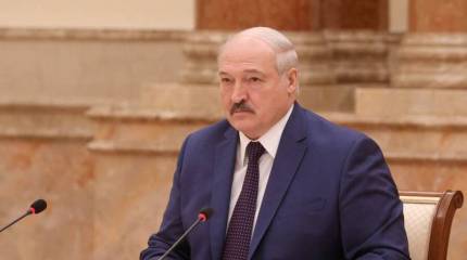 «А 65 процентов опрошенных не желают менять Конституцию»: Лукашенко напутствовал комиссию по внесению изменений в Основной закон