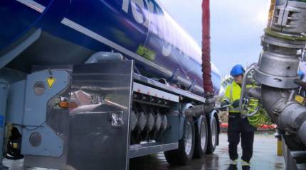 Цены на газ перешагнули через отметку в 1600 долларов