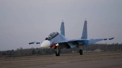 Первая пара боевых истребителей Су-30СМ прибыла в Беларусь