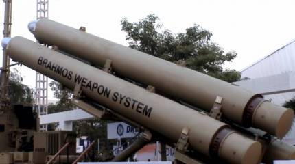 Дальность ракет BrahMos в Индии увеличили до 500 км, точность - до метра
