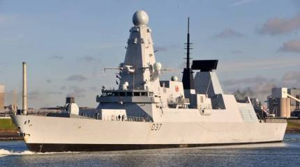 Британия отправляет в район Персидского залива второй корабль