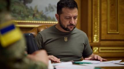 Президент Украины решил повысить статус английского языка: владеть им обяжут всех госслужащих и офицеров ВСУ