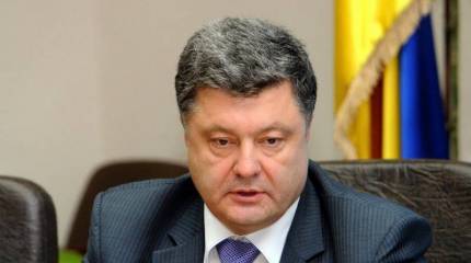 Порошенко: родину защищать должны не только рабочие и селяне