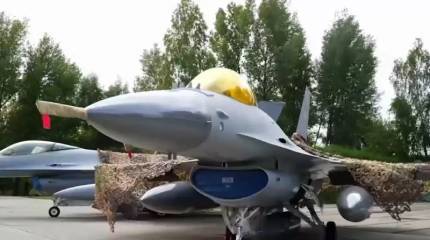Зеленский заявил о второй партии истребителей F-16, переданных Данией