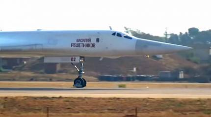 В СМИ Китая обсудили визит Ту-160 в ЮАР: "Глобальная игра против США"