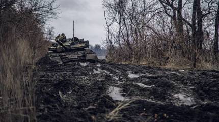 Танковые подразделения морской пехоты Украины выведены на тренировки по преодолению раскисшего грунта