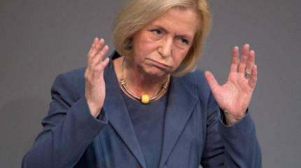 Министр образования Германии: изучение "Майн Кампф" с комментариями необходимо ввести в школьную программу