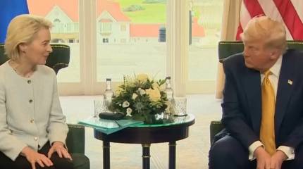 Одновременно антироссийская и унизительная: Медведев дал оценку сделке Трампа с ЕС