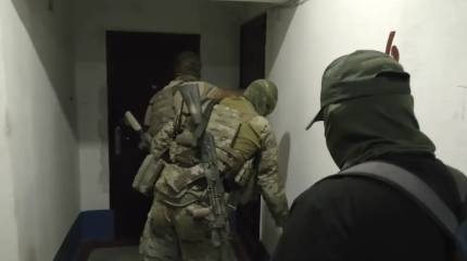 ФСБ задержала подростков-поджигателей в Москве и Чувашии