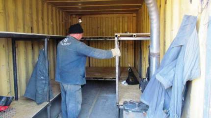 Силовики в Донбассе будут жить под землёй в переоборудованных контейнерах