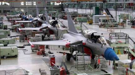 Теперь - шестидневка: предприятия ВПК Индии выходят из режима карантина