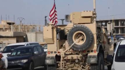 Американские военные продолжают вывозить сирийскую нефть в соседний Ирак