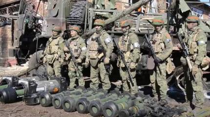 Российский десант под Киевом захватил иностранное вооружение на опорном пункте националистов