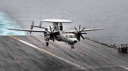 Восемь моряков пострадали на авианосце ВМС США «Dwight D Eisenhower» во время посадки самолёта