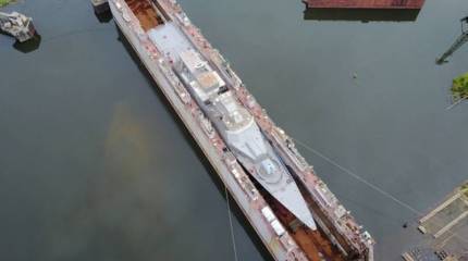 Корвет «Громкий» выведен из плавучего дока