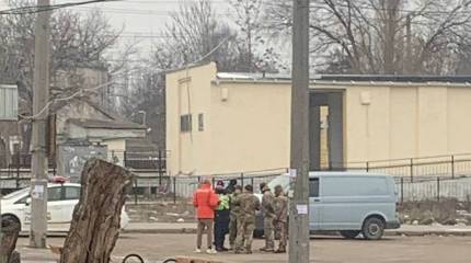 В Харькове сотрудники военкоматов при поддержке полиции вручают повестки в рейсовых автобусах