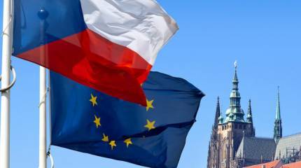 Чешский эксперт: Власти не расследуют взрывы на военных складах, а выносят приговор чешско-российским отношениям