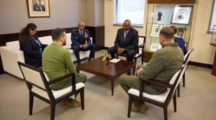 «Это совершенно позорно»: американский сенатор-республиканец раскритиковал визит Зеленского в США