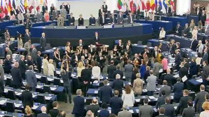 Депутаты Европарламента призывают отменить санкции против России