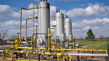 Катар давит на газ