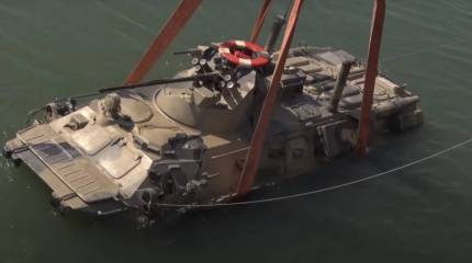 «Такое невозможно при реальном бое»: в Польше оценили десантирование БТР с морского транспорта