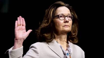 В 2018 году дипломатов РФ выслали из США по настоянию главы ЦРУ Джины Хэспел