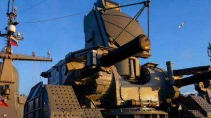 Проходящий ремонт с модернизацией ТАВКР «Адмирал Кузнецов» получил на вооружение корабельную версию ЗРПК «Панцирь-М»