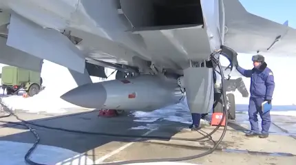 شنت القوات المسلحة الروسية غارة جوية بطائرة كينجال على قاعدة كاناتوفو الجوية بالقرب من كيروفوغراد.