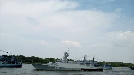 8 октября - День командира надводного, подводного и воздушного корабля ВМФ России