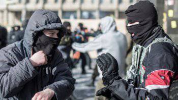 Активисты «Правого сектора» захватили здание районной администрации в г. Коломыя