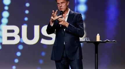 «Русские прислали на переговоры с Украиной какого-то историка»: генсек НАТО пожаловался Трампу на Мединского