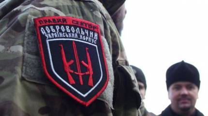 «Правосеки» отказались покидать Мариуполь