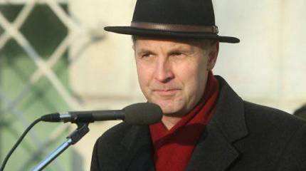 Латвийский депутат: Президенту Латвии не стоит ехать в Москву на День Победы