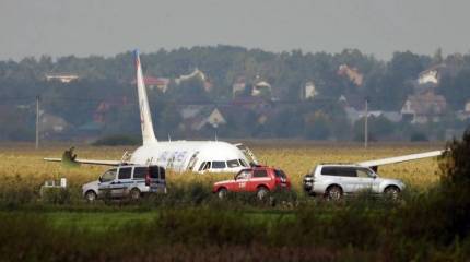 Путин присвоил звания Героев России лётчикам, посадившим A321 под Жуковским