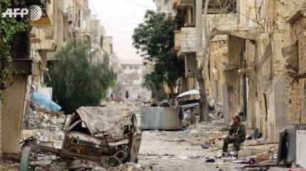 Боевики "Ахрар аш-Шам" и "Джейш аль-Ислам", так и не присоединившиеся к режиму перемирия, заявляют, что они "возобновляют" боевые действия против правительственных войск Сирии