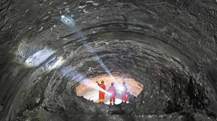 В Китае прорыт первый «скоростной» тоннель под рекой Янцзы