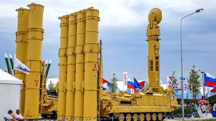 Зенитно-ракетная система С-300ВМ «Антей-2500». Инфографика